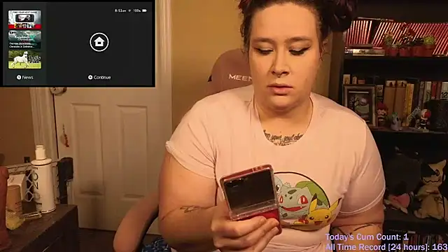 Snapshot of VioletNova chatting on February 2026 01:54:01 PM VioletNova online show from February 2026 01:54:01 PM