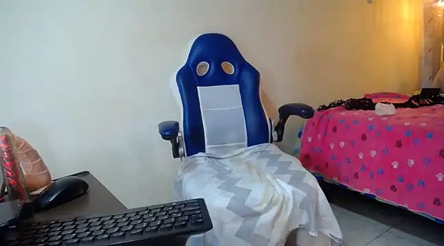 emma morgan 1 online show from March 2025 03:13:02 PM