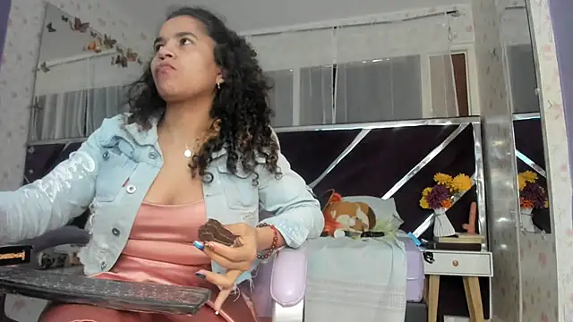 emma morgan 1 online show from October 2025 02:29:01 PM