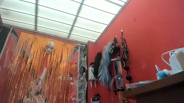 emma morgan 1 online show from October 2025 11:44:02 AM