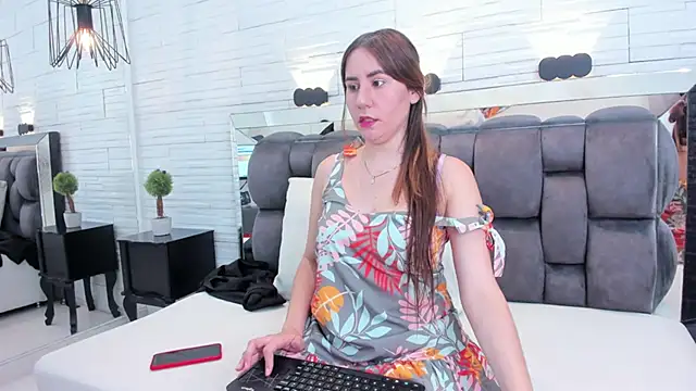 jade heartt online show from March 2025 07:06:02 PM