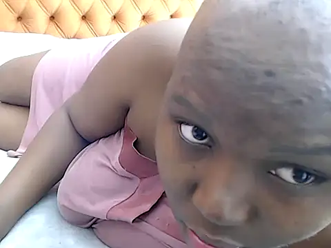 Snapshot of prettymonalisaRSA chatting on September 2025 08:03:02 AM prettymonalisaRSA online show from September 2025 08:03:02 AM