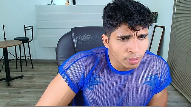 Snapshot of Apolotherock chatting on February 2026 01:19:01 PM Apolotherock online show from February 2026 01:19:01 PM