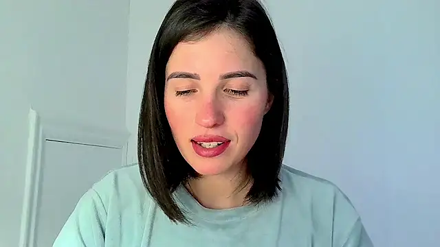 neferutt online show from November 2025 04:08:02 PM