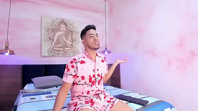 ETHAN DRAVEN online show from September 2025 07:36:01 PM