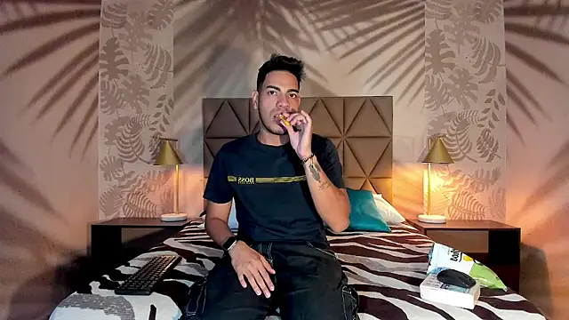 ETHAN DRAVEN online show from September 2025 07:17:02 PM