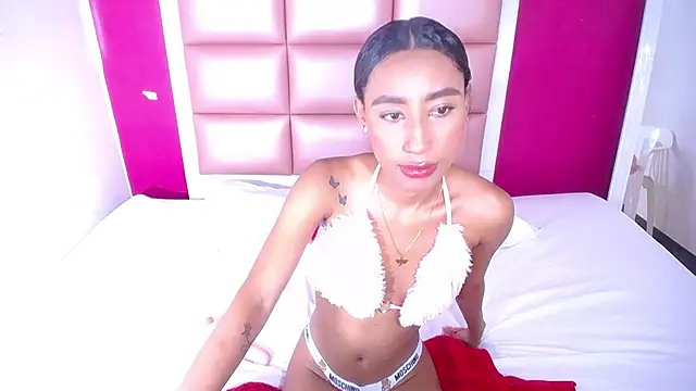 tiny sarah1 online show from March 2025 09:32:02 PM