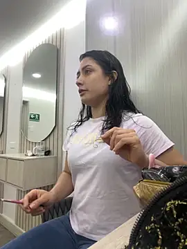 Snapshot of isabella_winkler chatting on October 2025 11:52:02 AM isabella winkler online show from October 2025 11:52:02 AM