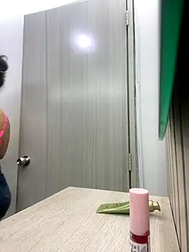 Snapshot of isabella_winkler chatting on October 2025 02:49:01 PM isabella winkler online show from October 2025 02:49:01 PM