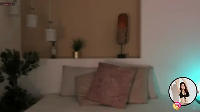 alison222  online show from October 2025 07:47:01 PM