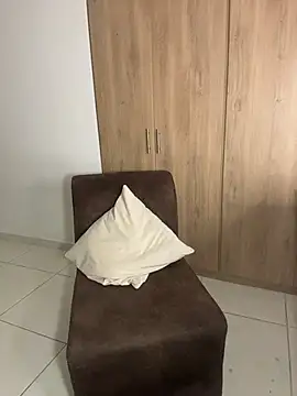 Snapshot of KittyTwerk_2 chatting on February 2026 08:05:01 PM KittyTwerk 2 online show from February 2026 08:05:01 PM