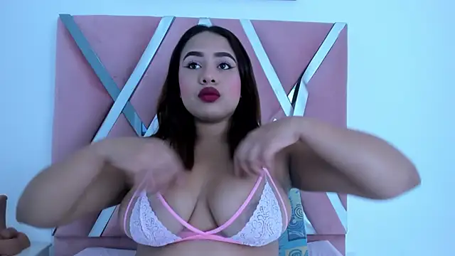 Vero Mendoza online show from September 2025 08:00:02 PM