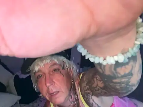 BADCOMPANY123 online show from September 2025 06:50:01 AM