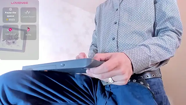 dads rider online show from November 2025 06:40:01 PM