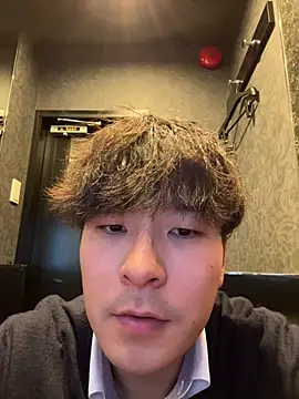 waka3232 online show from February 2026 10:57:01 AM