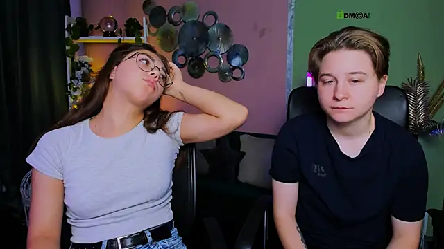 kiki swan online show from October 2025 05:54:02 AM