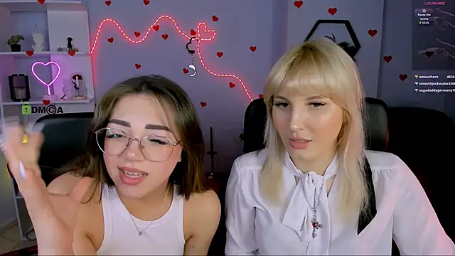 kiki swan online show from April 2026 08:20:02 PM