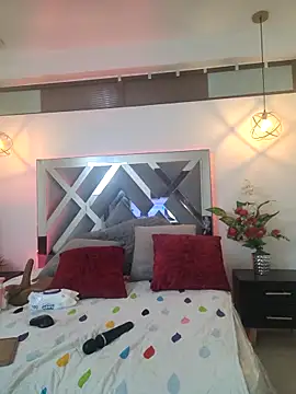 EmilyBrownn  online show from March 2025 06:45:01 PM