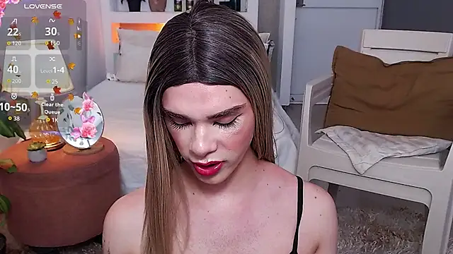 juanes puthee online show from November 2025 07:48:02 PM