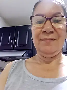 victoria wayne online show from October 2025 09:42:02 AM