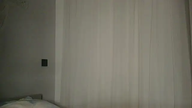 Snapshot of belle_ame chatting on November 2025 12:21:01 AM belle ame online show from November 2025 12:21:01 AM