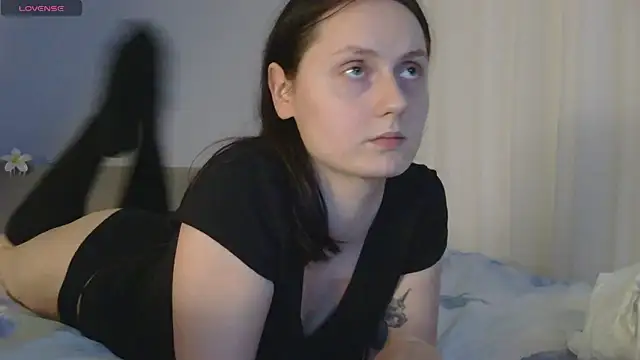 Snapshot of belle_ame chatting on November 2025 08:42:01 PM belle ame online show from November 2025 08:42:01 PM