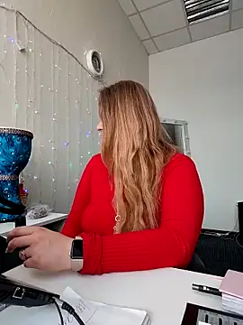 Juicy PeachLux online show from February 2026 06:45:02 AM