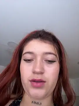 Karina Leon online show from May 2026 08:06:01 PM