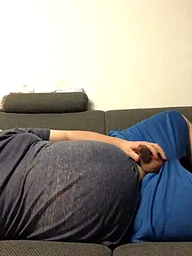 Derbaer1990 online show from November 2025 08:21:01 PM