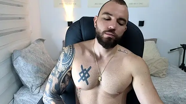 Isaac Carter online show from September 2025 10:37:01 AM