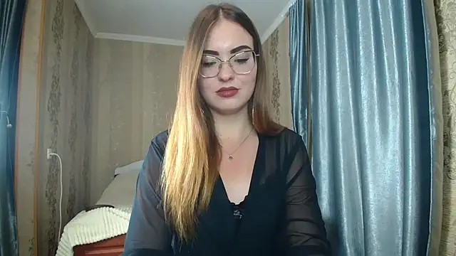 Leila Kissyu online show from September 2025 06:02:01 PM