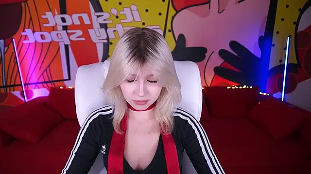 SelenaIris online show from March 2025 04:47:02 PM