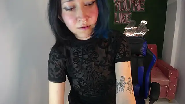 lissacatty t online show from March 2025 07:42:02 PM