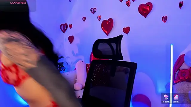 Snapshot of Hi_Soyfer chatting on February 2026 06:59:02 PM Hi Soyfer online show from February 2026 06:59:02 PM