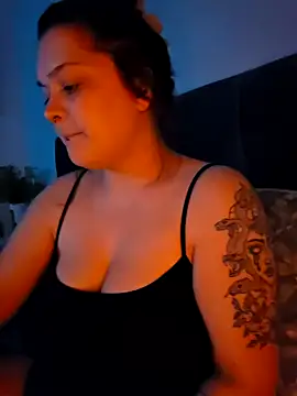 Snapshot of Saucy-Serenity chatting on March 2025 10:31:02 PM Saucy-Serenity online show from March 2025 10:31:02 PM