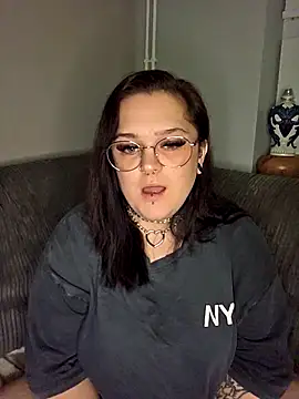 Snapshot of Saucy-Serenity chatting on October 2025 07:26:01 PM Saucy-Serenity online show from October 2025 07:26:01 PM