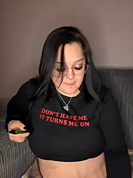 Snapshot of Saucy-Serenity chatting on November 2025 08:51:01 PM Saucy-Serenity online show from November 2025 08:51:01 PM