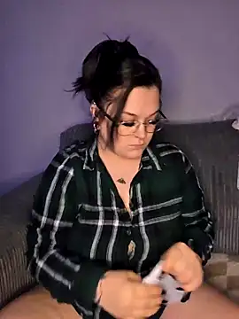 Snapshot of Saucy-Serenity chatting on November 2025 08:19:02 PM Saucy-Serenity online show from November 2025 08:19:02 PM