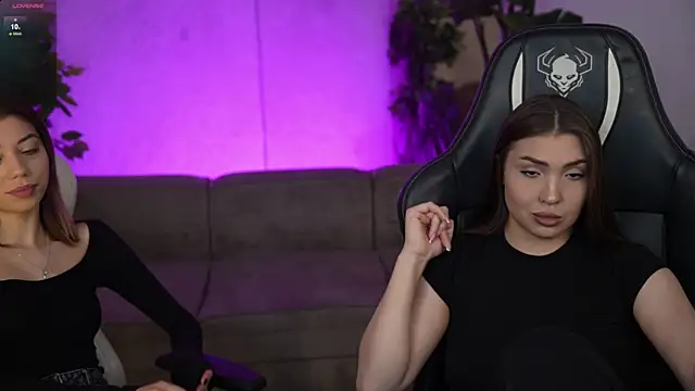 Billie054 online show from October 2025 06:46:02 AM