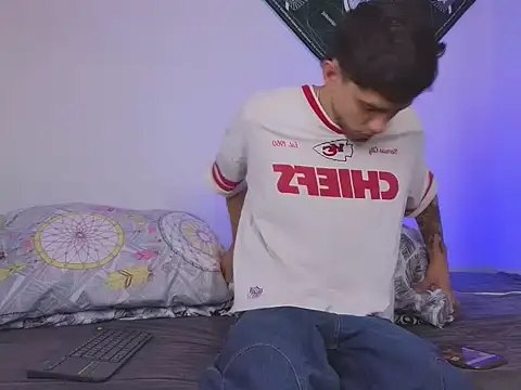 samevansx  online show from September 2025 05:14:01 PM