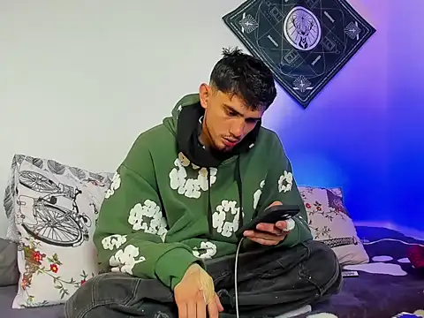 samevansx  online show from February 2026 04:01:01 PM