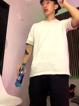 troy rouge online show from October 2025 07:20:02 PM