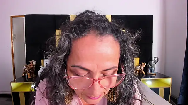 AlessandraLeroy online show from March 2025 03:24:01 PM