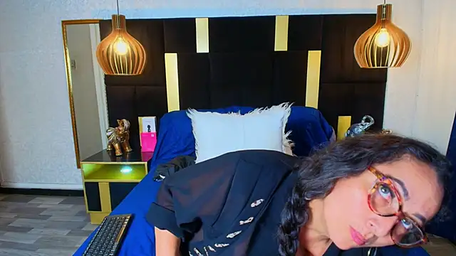 AlessandraLeroy online show from September 2025 03:23:02 PM