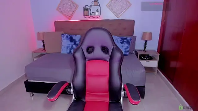  Lilly miller online show from November 2025 05:33:02 PM