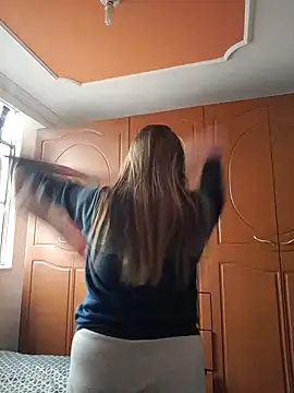 Luna-nevada online show from September 2025 03:01:02 PM