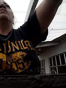 Luna-nevada online show from September 2025 05:02:02 PM