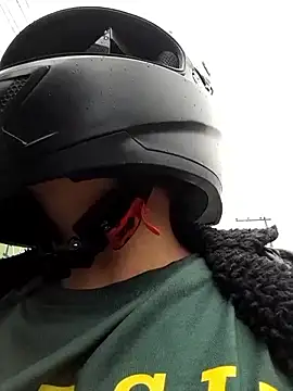 Luna-nevada online show from September 2025 01:57:02 PM