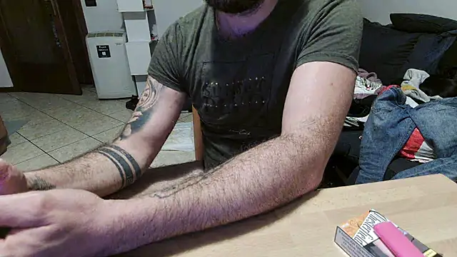 maialinofriuli online show from September 2025 03:16:02 AM