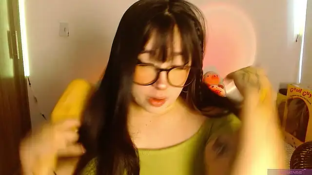 Oliviargf online show from March 2026 12:23:02 PM